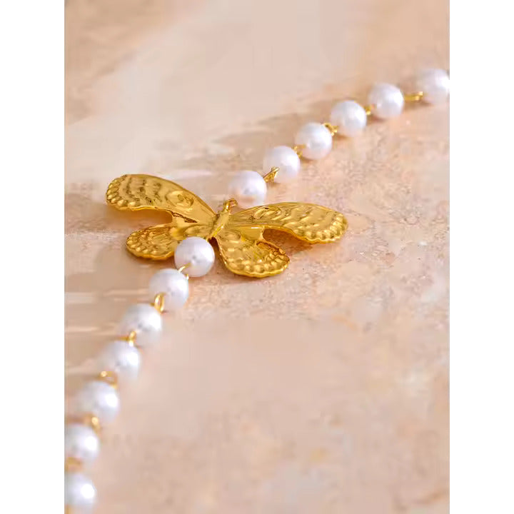 Butterfly Simulated Pearls Beads Necklace